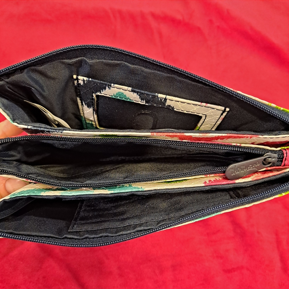 Thirty-One Multicolor Diamond Pattern Clutch - image 5